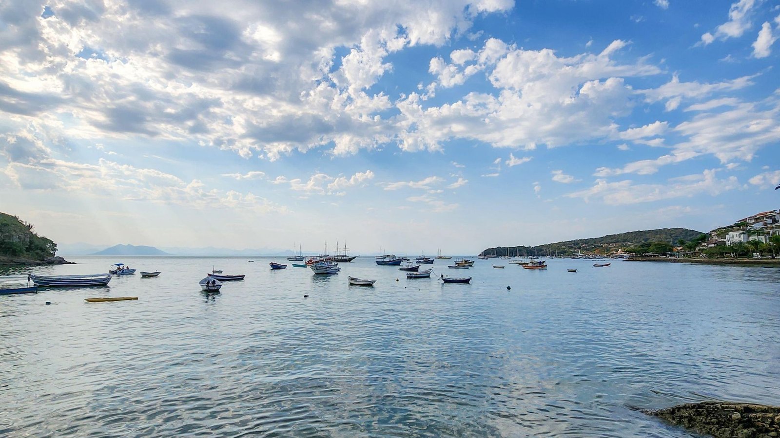 Descubra a melhor época para visitar Búzios e aproveite suas praias